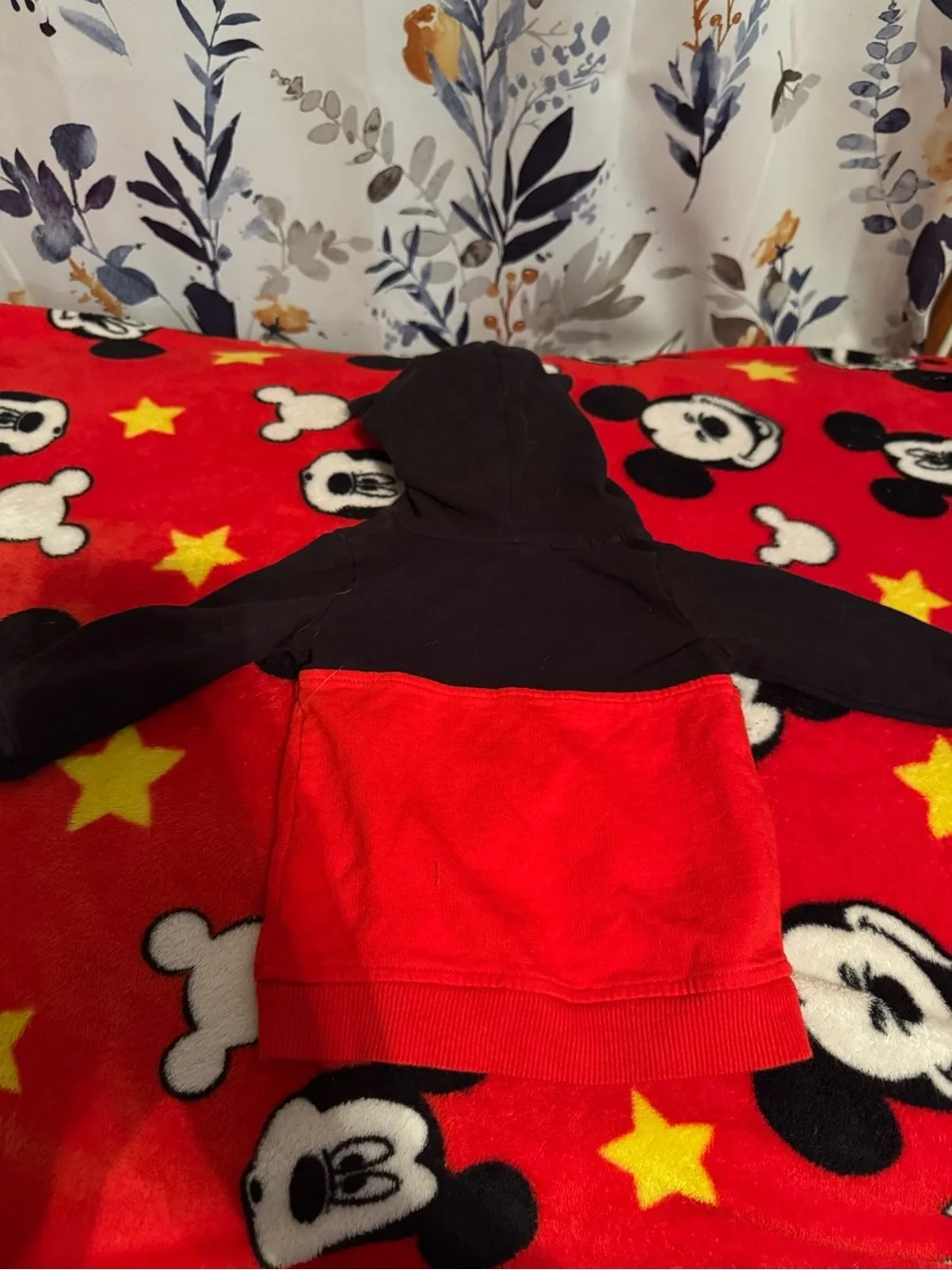 Kids Red & Black Mickey Hoodie Jacket Size 3 6 Months Disney Baby C5